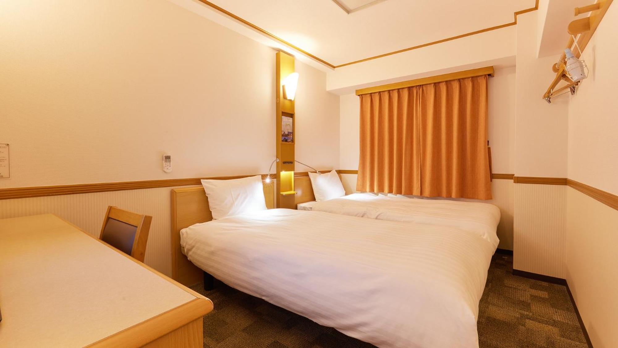 Toyoko Inn Hokkaido Asahikawa Eki Higashi Guchi Quarto foto